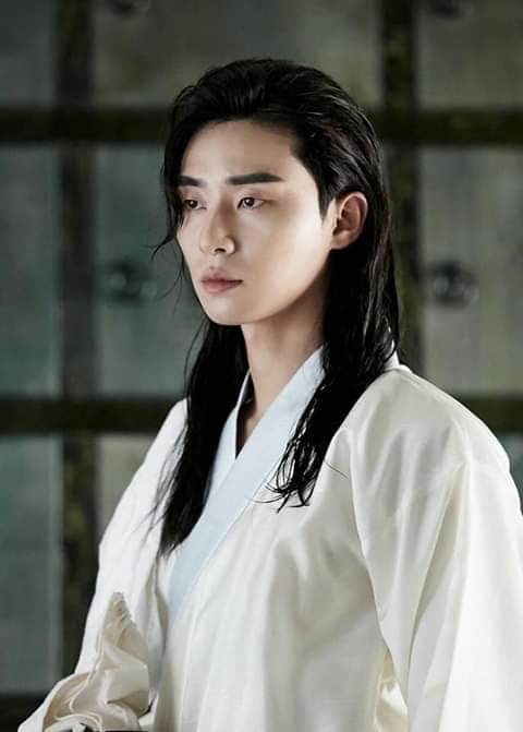 Naan_noona's tweet photo. Voy a volver a ver Hwarang por la trama

La trama: https://t.co/xmgyRg8wfw