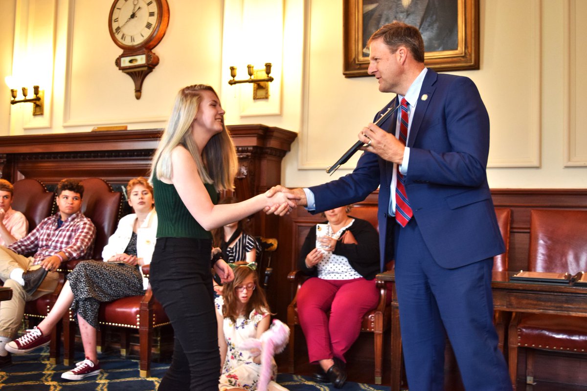 Chris Sununu tweet media