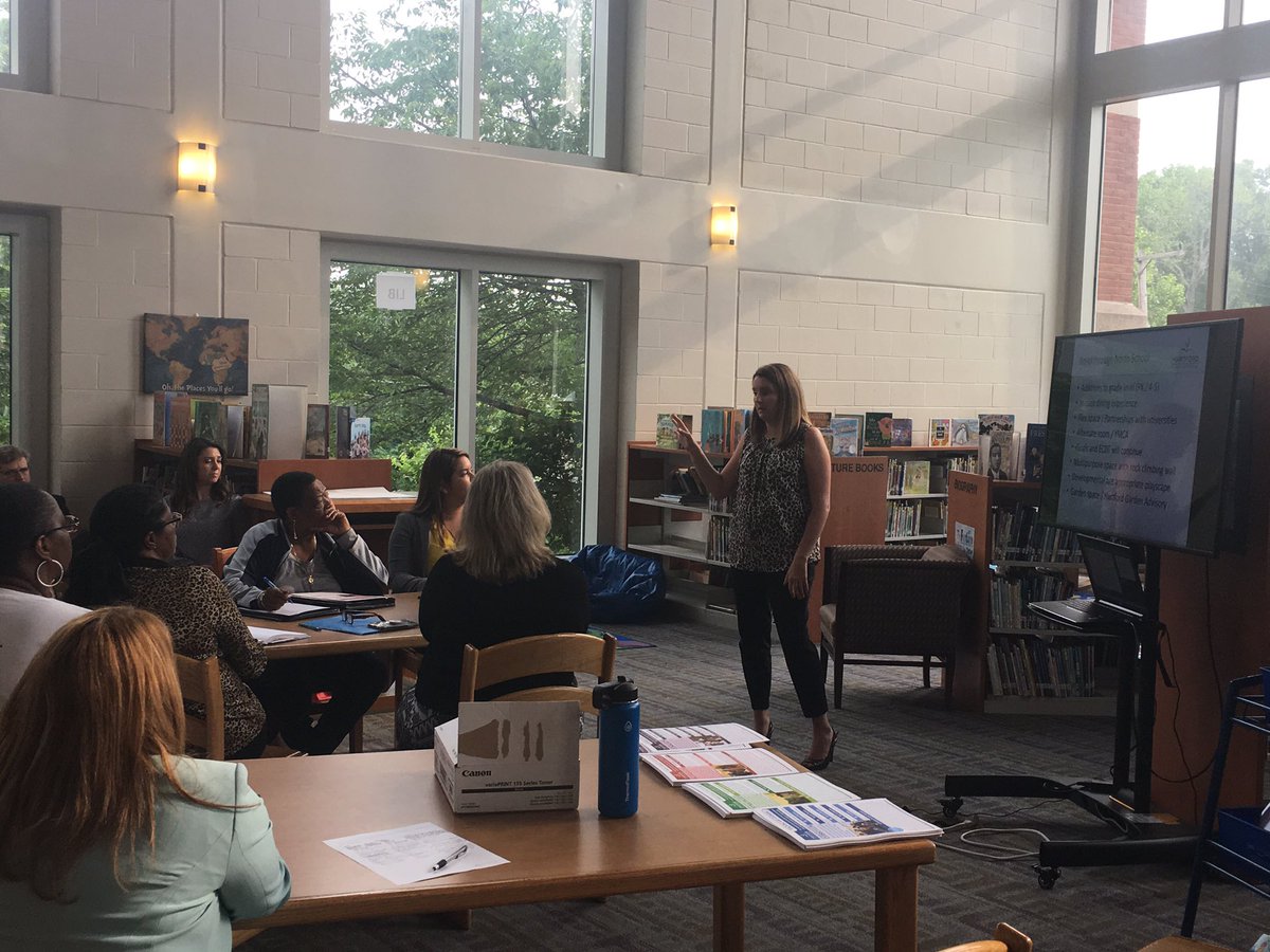 Principal Leonard and Principal Dr.   Crawford are sharing updates at the Martin Luther King School and Break Through North’s community updates #embedequityalways <a href="/MrRichT1P/">Tyrone Richardson</a> <a href="/Hartford_Public/">Hartford Public Schools</a> <a href="/HartfordSuper/">Dr. Andraé Townsel</a> <a href="/DrAVM2015/">Dr. Alberto Vázquez Matos, EdD, PhD</a> <a href="/PRINCIPALBOLTON/">DELORES M BOLTON</a>