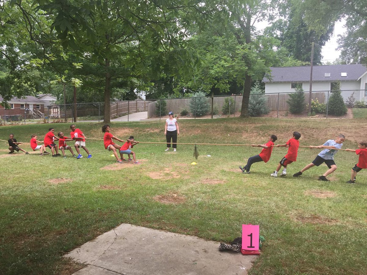 VillaHeightsCMS's tweet photo. Field day was a BLAST! Thank you so much to all of our amazing volunteers and VH parents for helping to make it so great! Special shout out to the fire department for surprising our scholars too! ❤️🌞 https://t.co/QtQDWmNPwa