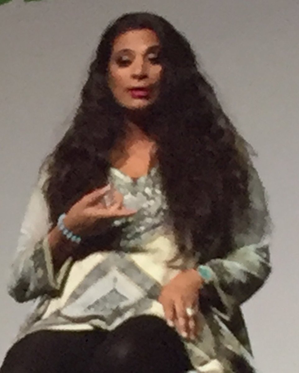 InformedOps's tweet photo. “Your voice is your weapon against #injustice. Use it!” 
 
⁦@maysoonzayid⁩ delivers our message more concisely and with way more humour than we ever could.  

#WomendDeliver2019 https://t.co/CmFtxOOGlr
