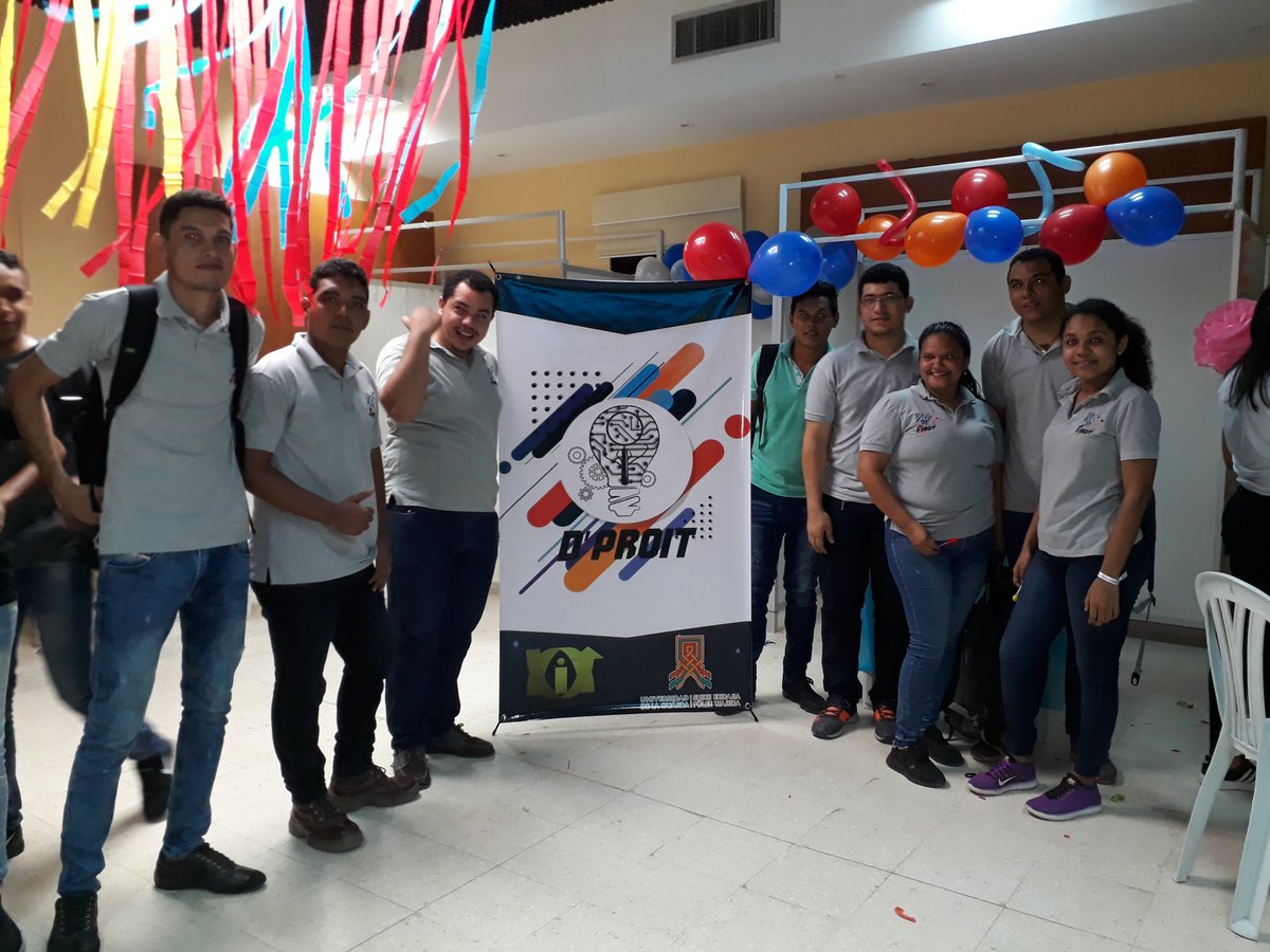 GaletLuz's tweet photo. #EISIUNIGUAJIRA2019 #uniguajiramaicao @jaroldiazc https://t.co/7vyfmCMgIE
