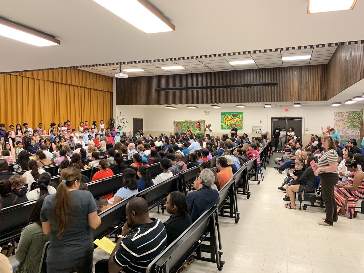 OaksideAwesome's tweet photo. Hooray!! Our Spring Concerts were a HUGE success with hundreds of parents supporting their beautiful children. #PeekskillPride https://t.co/d90BhkzOMC