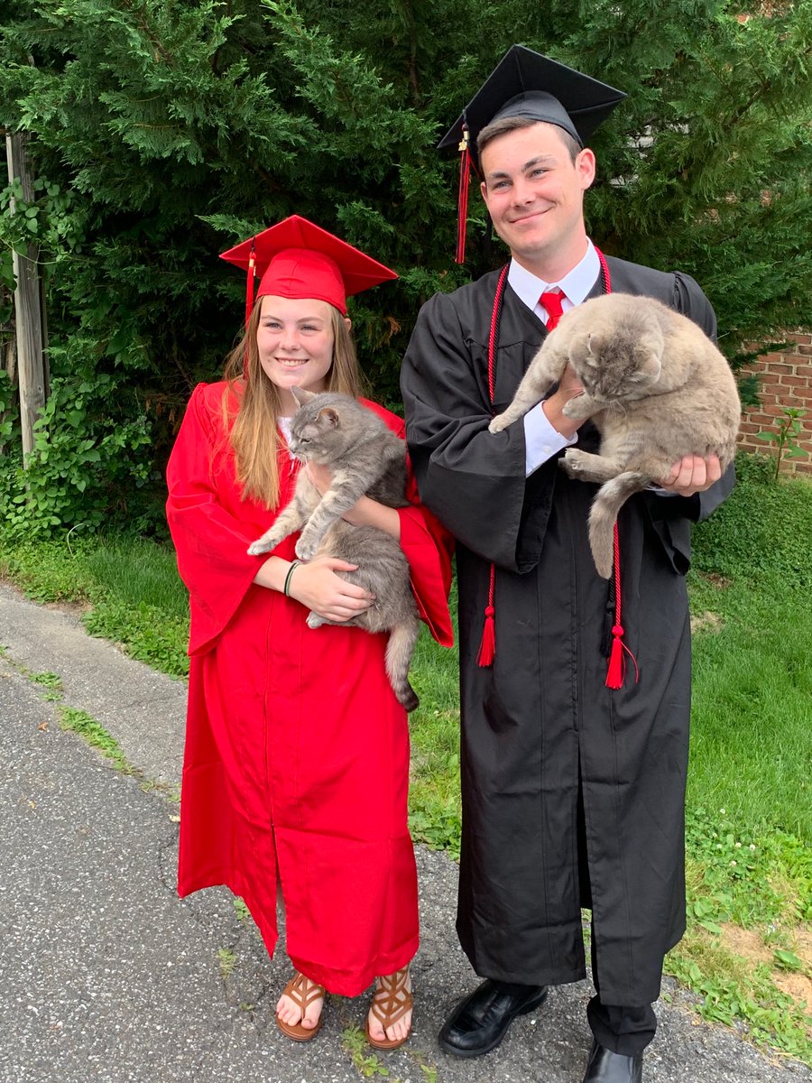 EHeilshorn's tweet photo. #HSDGraduation2019
Congratulations Sandy and Eric
Look out Miami, look out Webb! https://t.co/HS5fA0XGKo