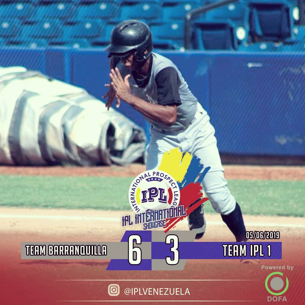 FotoSportGroup's tweet photo. Los locales del 🎺🥁🎵 #TeamBarranquilla saborean las mieles de la victoria ante el IPL #Team1, con Score de 6x3 para cerrar la jornada de este miércoles 

- - -  
¡En Barranquilla es el show! 💃🇨🇴
- - - 
#IPL #IPLBaseball #IPLVenezuela #IPLColombia #Baseball #Venezuela #Colombia https://t.co/DylwlqkxQQ