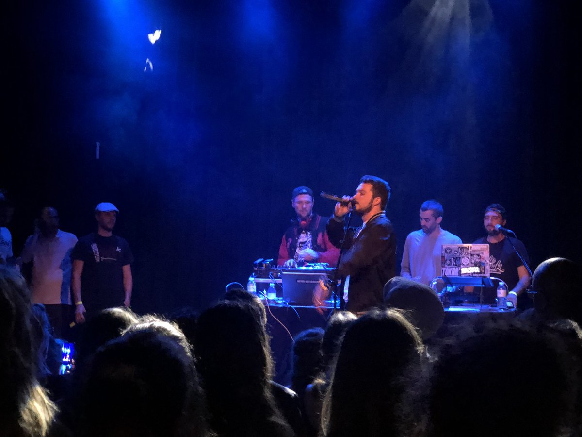 LudoAmar's tweet photo. Ce soir, on fêtait les 5 ans d’@OpusMusiques au @ConnexionLive ! 🎂

J’ai connu les toutes premières chroniques lorsque je travaillais avec @RemySirieix, le fondateur du webzine : que de chemin parcouru depuis...👏🏻

Bon anniversaire les poussins ! 🐥 

#rythmeztoulouse https://t.co/3aAeiwf33M