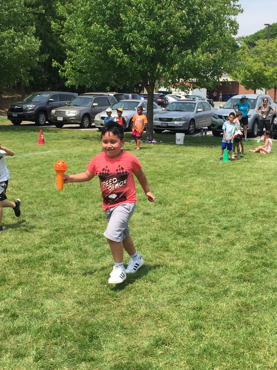 LBarnesK's tweet photo. Field day fun! The sack race and tug a war were the big hits!@Jaworek_School https://t.co/eStcyf7FSt