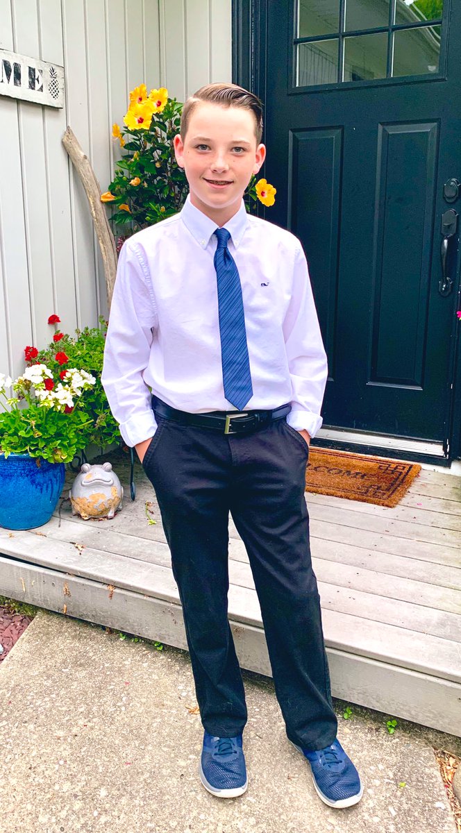 AuthorTomWhaley's tweet image. “Wait, my hair...” 🎷 🎶 
#ConcertTime #ProudDad