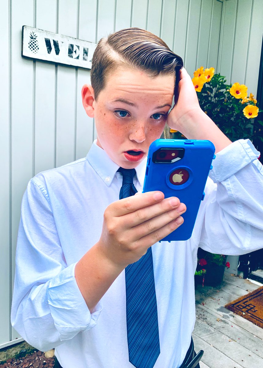 AuthorTomWhaley's tweet image. “Wait, my hair...” 🎷 🎶 
#ConcertTime #ProudDad