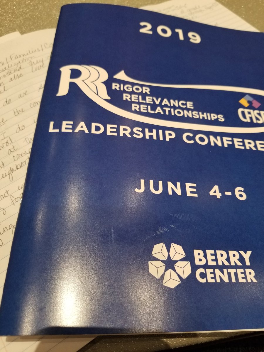 MrsYeppez's tweet photo. Best thing about #CFISDRRR? Learning from/with educators from across the country. #BuildingMyPLN @FranconeElem @cfisd https://t.co/kk380qOBuY