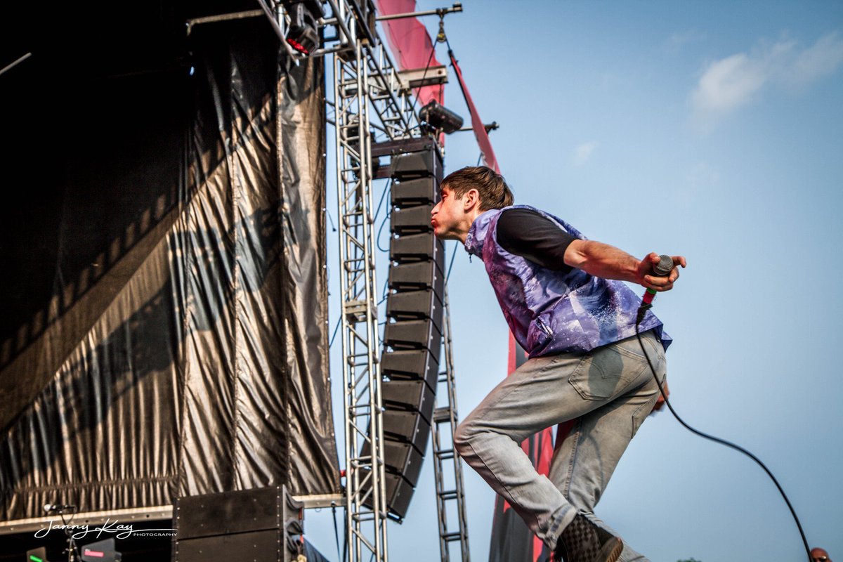 RecordHeatUS's tweet image. More fun. More sun. #SPANIMALS

📸 Janet Morris for @SpringFlingIL