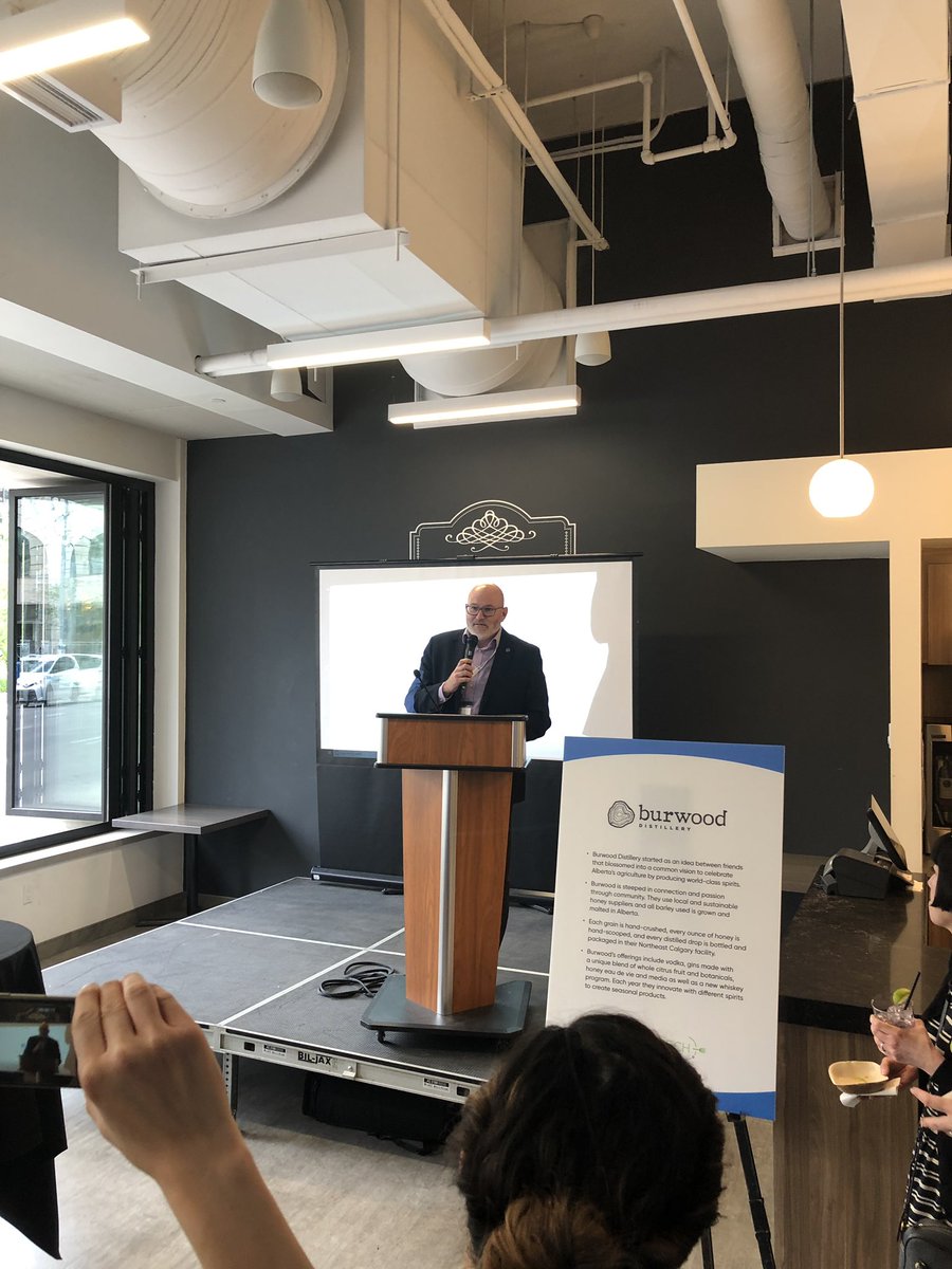CortevaCA's tweet image. #Tastetech kicked off tonight with our own Bryce Eger welcoming everyone to a night of great food and conversation about biotechnology and agriculture. @GenomeAlberta @ASTechFDN