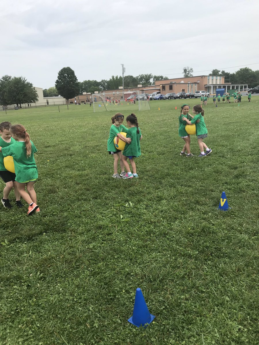 There was no time to be sad that it was the last day of school today because we were having SO MUCH FUN!!