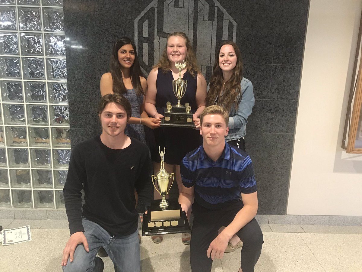 Top senior females &amp; males for leadership &amp; dedication are Tara Bradley, Anna Gleason, Karlina Kerr, Keaton Kerr &amp; Sean Tallon. Well deserved! #BSCHProud