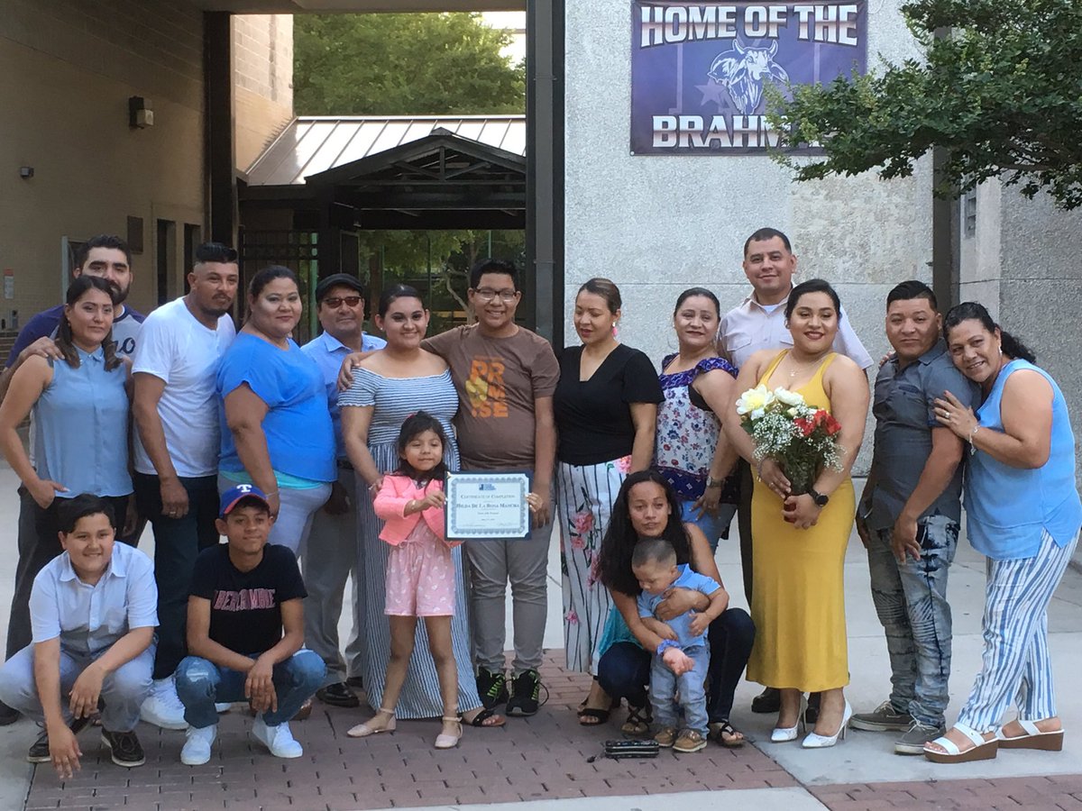 NEISD_CTEC's tweet photo. What an awesome pic after tonight’s ceremony!! The whole family celebrating their new Nurse Aide!! #theNEISDway @goodwillsa https://t.co/fhznMKJUjH