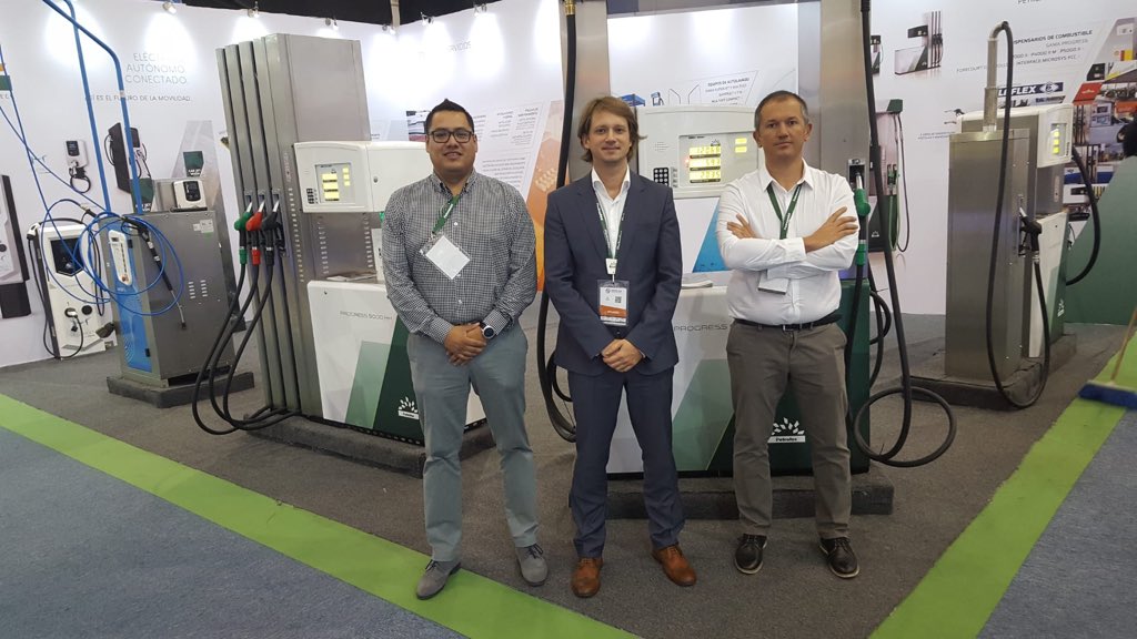 petrotec_group's tweet photo. Petroassist México team is ready to welcome you at the Onexpo Convention & Expo 2019, until next Friday, June 7, in Veracruz. Come visit us and add value to your business with our solutions and services for the Mexican oil & gas industry!
#petroassistmx #petrotecgroup #OCE2019 https://t.co/7fQ4xuuWT7