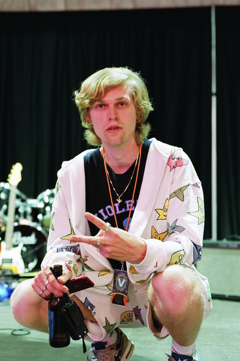 VisualPariah's tweet image. Faces @ indigo thread
Film Roll 2