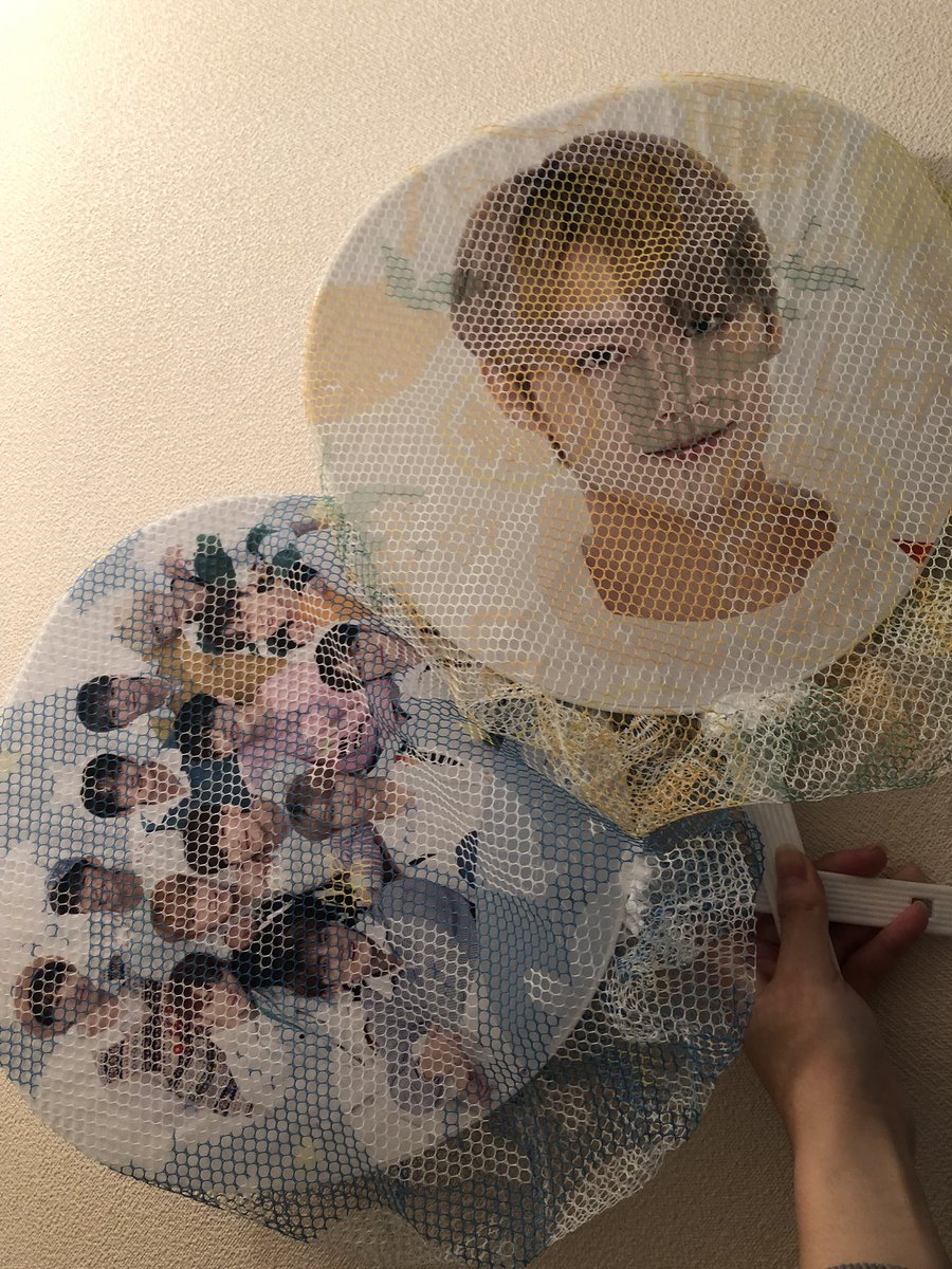 ma____mjf's tweet photo. 母よ私が頼んだのはうちわカバーだよ、、、、
これ、扇風機カバー、、、
面白くて付けちゃったじゃん、、 https://t.co/3CiXFCrn4J