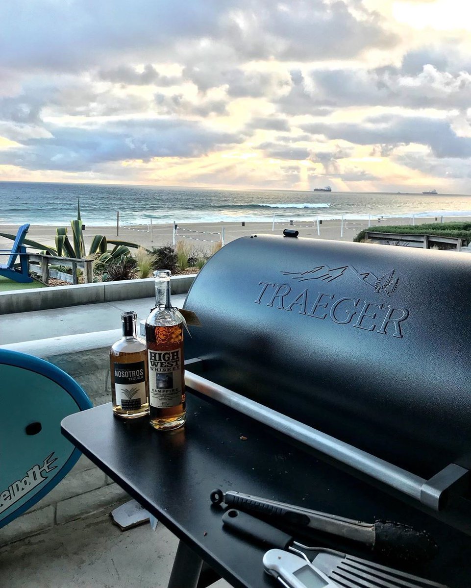 HomeBilliards's tweet photo. Smoke on the water! Find more at: https://t.co/RbHRGFdFRm #Traeger #TraegerGrills #TraegerBBQ @traegergrills https://t.co/Ian90iEK0o