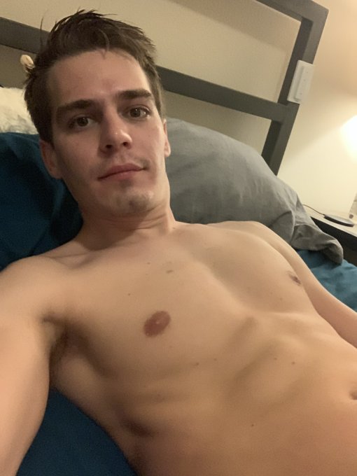 Dreamin&rsquo; about you 🥰 https://t.co/1P5HYwDxFx<a href="/tag/helixnightphoenix"class="tags"><span>#helixnightphoenix</span></a>