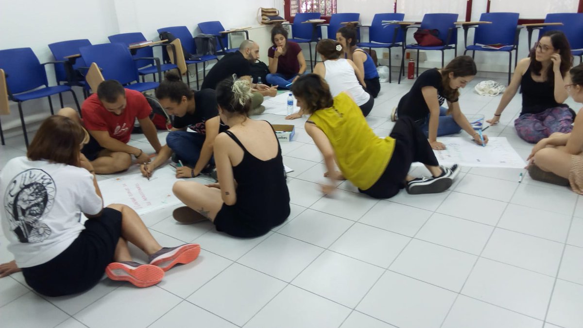 laldeasocial's tweet photo. Profundizando en la planificación participativa, construyendo la idea fuera para los planes comunitarios y programando las propuestas. Curso Metodologías Participativas para la acción comunitaria. https://t.co/x3rqs2NVt4