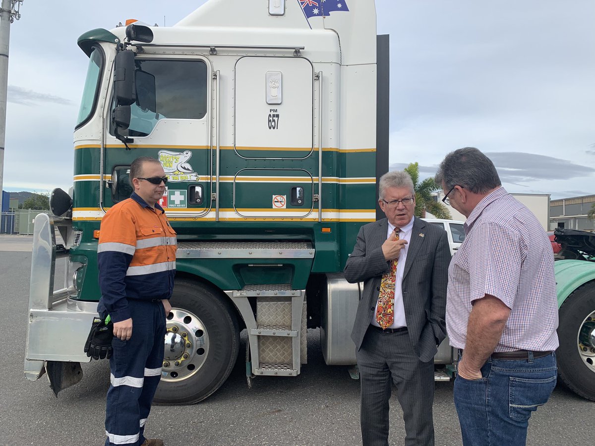 qta_trucking's tweet image. @N_Scales_TMR experiencing first hand the view from a truck and a live demo of the safety &amp;amp; fatigue monitoring technology in action with professional driver Matt from Rocky’s Own @seeingmachines #ivcs #drivecam #tyremonitoringtech @BigRigsnews @Dieselmagazine @atnmag #hvsafety