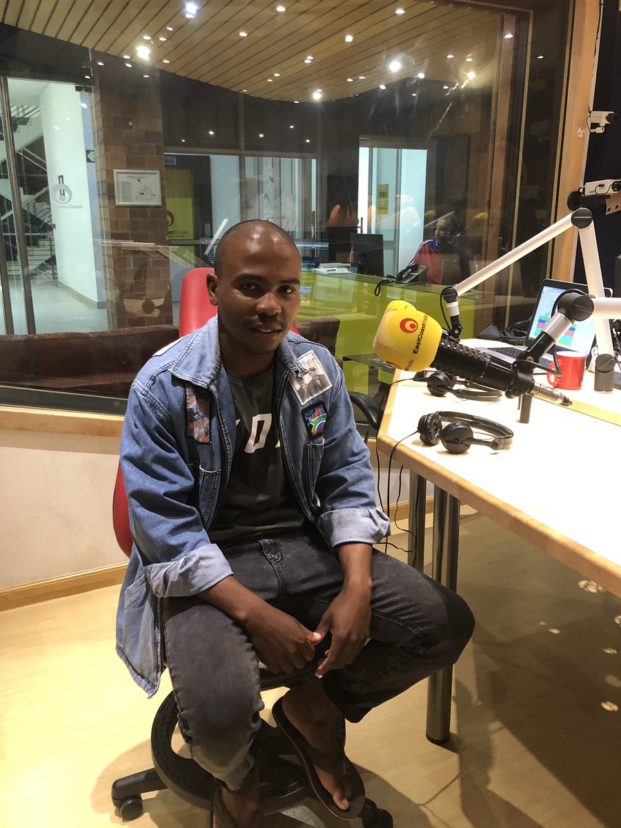 ecr9495's tweet photo. Our two contestants have arrived but who will walk away with R 5000 today? #TeamRiaz or #TeamLunga make your pick! @CellC #MediaPlayLounge #MediaPlayECR https://t.co/qaouxAnQEW