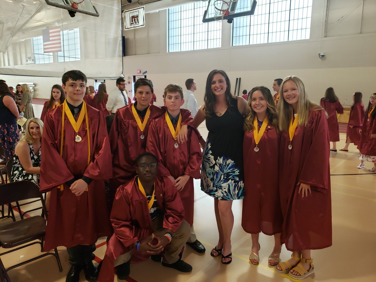 matzmathmadness's tweet photo. Best of luck in high school!!! #firstgoodbye #hcms2019 https://t.co/CUyf5kkfSf
