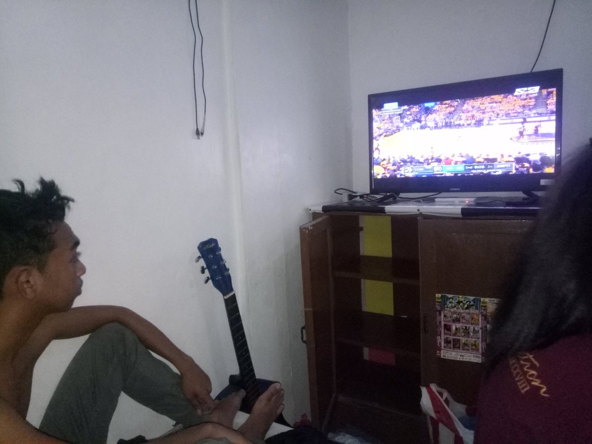 mhelans14's tweet photo. Go WARRIORS😘♥😍
@abscbnsports 
#nbaonabscbn https://t.co/8257HBPeQG