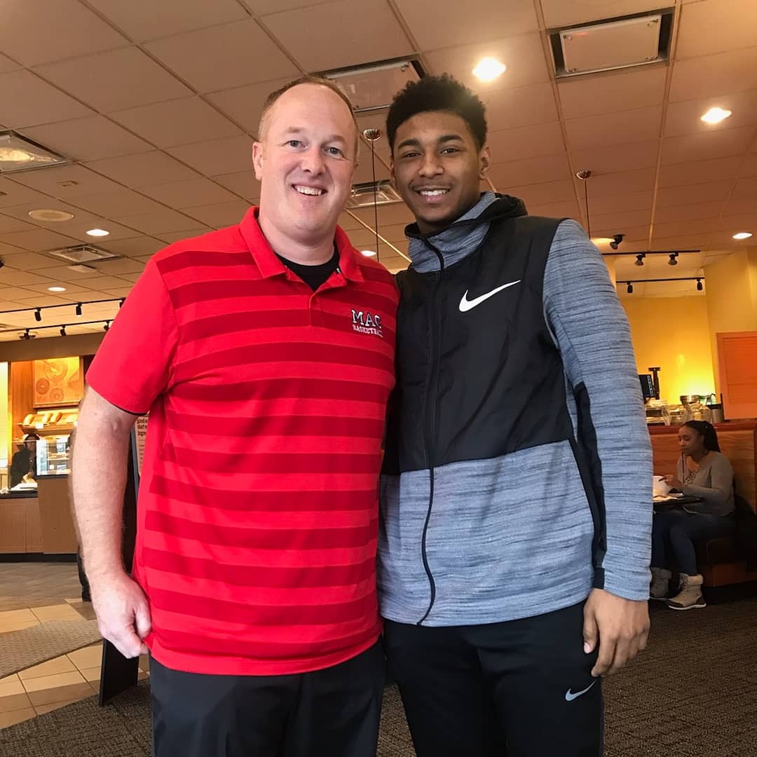 MachineElite's tweet photo. Congratulations @BatchmanKeyyaun for recieving a basketball scholarship to @MineralAreaCC next year!!! Proud of you!! #MEBA #Machine #MachineElite #MachineEliteBasketball #MachineEliteBasketballAcademy #StLouis #HighSchool #College #MachineLaw #NoExcuses #WorkHard #NeverGiveUp https://t.co/nSwfCg89Af