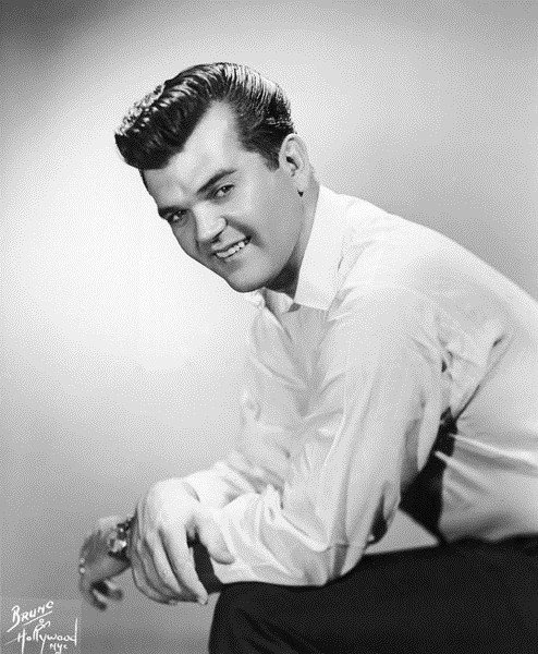 Bill Holdsworth On Twitter Conwaytwitty Died Of An Abdominal