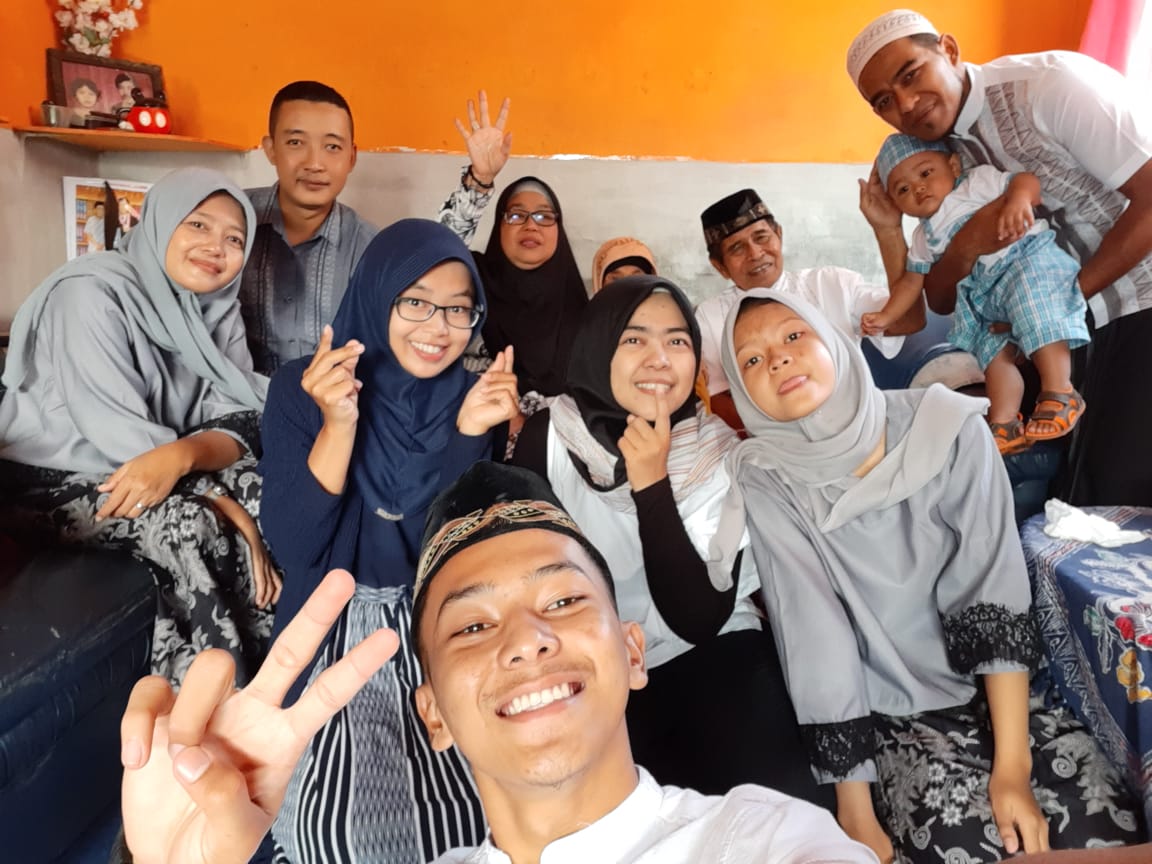 RomaKalandra's tweet photo. Ied Mubarak 1440H
Mohon maaf Lahir &amp; batin https://t.co/v3wRu5p3de