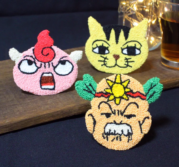 【魔法陣グルグル】
モコモコ刺繍でくどい御三方の
コースターを作成しました( ◜ᴗ◝ )

⚫︎くどい顔のネコ
⚫︎ギップル
⚫︎脇オニギリ親父

#モッコモコ刺繍 #パンチ部 