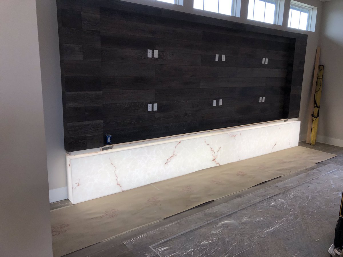 ArtcraftECO's tweet photo. Elegant lighted accent @3form #precisioninstallation https://t.co/EmQ8tMI4Bi