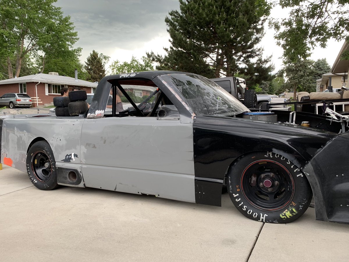 What did you today? I helped my parents work on my new Pro Truck. Gettin it ready to be wrapped this weekend. I can’t wait to see what it looks like, it’s a surprise for me🤭😉#walmart #protruck #workingonmytruck #lululemonathletica