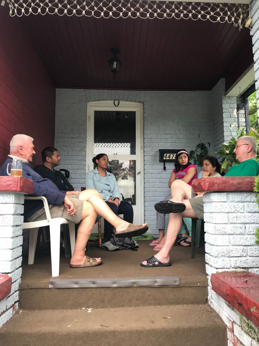 HannahGill_NF's tweet photo. Had a great day door-knocking in Fort Erie and Niagara Falls today. Weather was wet and rainy, but the friendly people and thoughtful conversations made up for it 100%👍 https://t.co/ns7FKNYaax