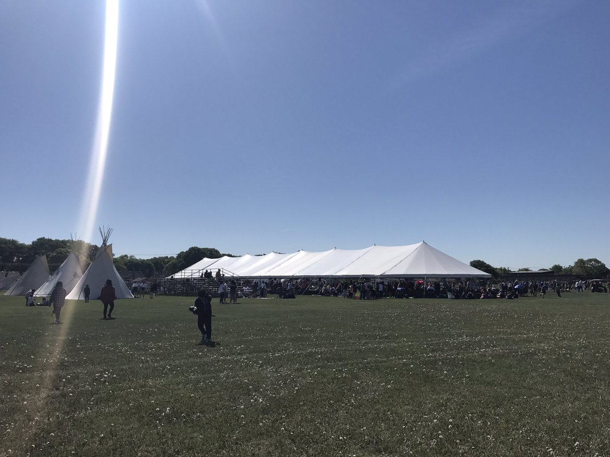 OlmsteadMcphail's tweet image. It was a perfect day for the @WinnipegSD Pow Wow. Such a beautiful event, celebrating achievement, collaboration and steps towards reconciliation... great job everyone! #WSDPowWow