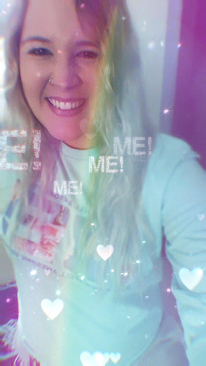 imisssparklin13's tweet photo. @Ru_ReAdy_FoR_IT @taylorswift13 @taylornation13 #MEMerch 🦋 https://t.co/P12PzDws2E