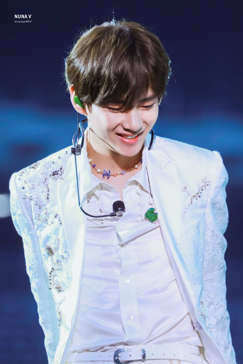 [HQ] 190518 Speak Yourself Tour in New Jersey
귀여운 미소 💜
#이삐사진전 #태형 #Taehyung #BTSV #방탄소년단뷔 
<a href="/BTS_twt/">방탄소년단</a>