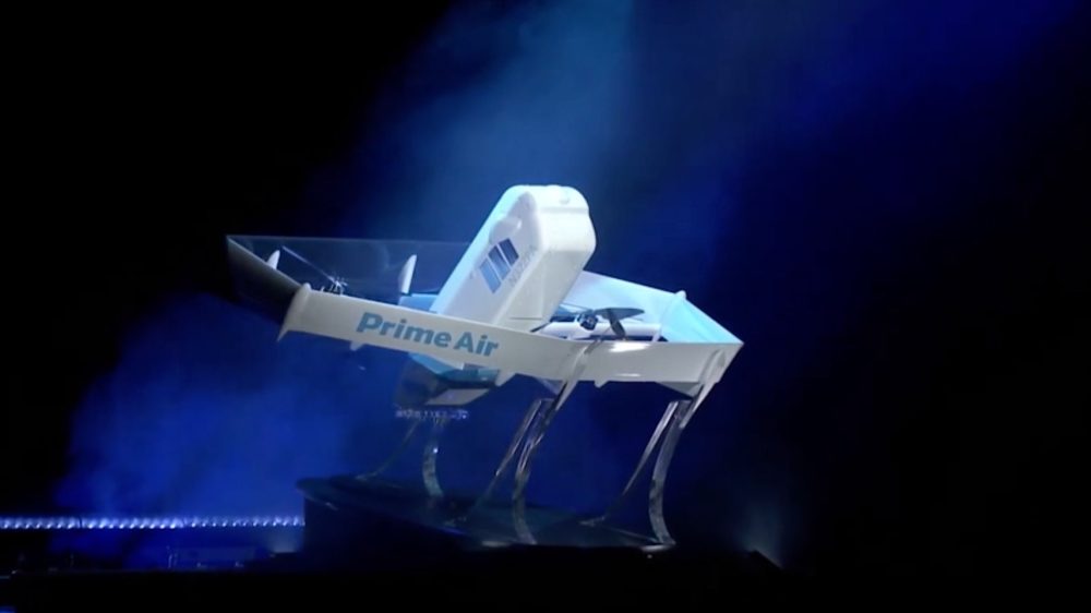 DroneDJ's tweet image. Amazon Prime Air introduces drone to deliver packages within months dronedj.com/2019/06/05/ama… by @hayekesteloo