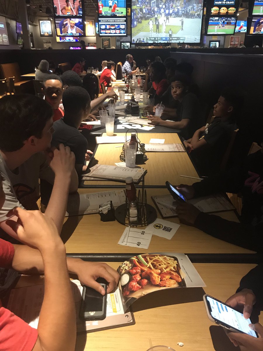 CoachJeffBaker's tweet photo. Great time watching Game 3 with #Hustleville at BWW
@HTHoops https://t.co/vbwbfIyDKl