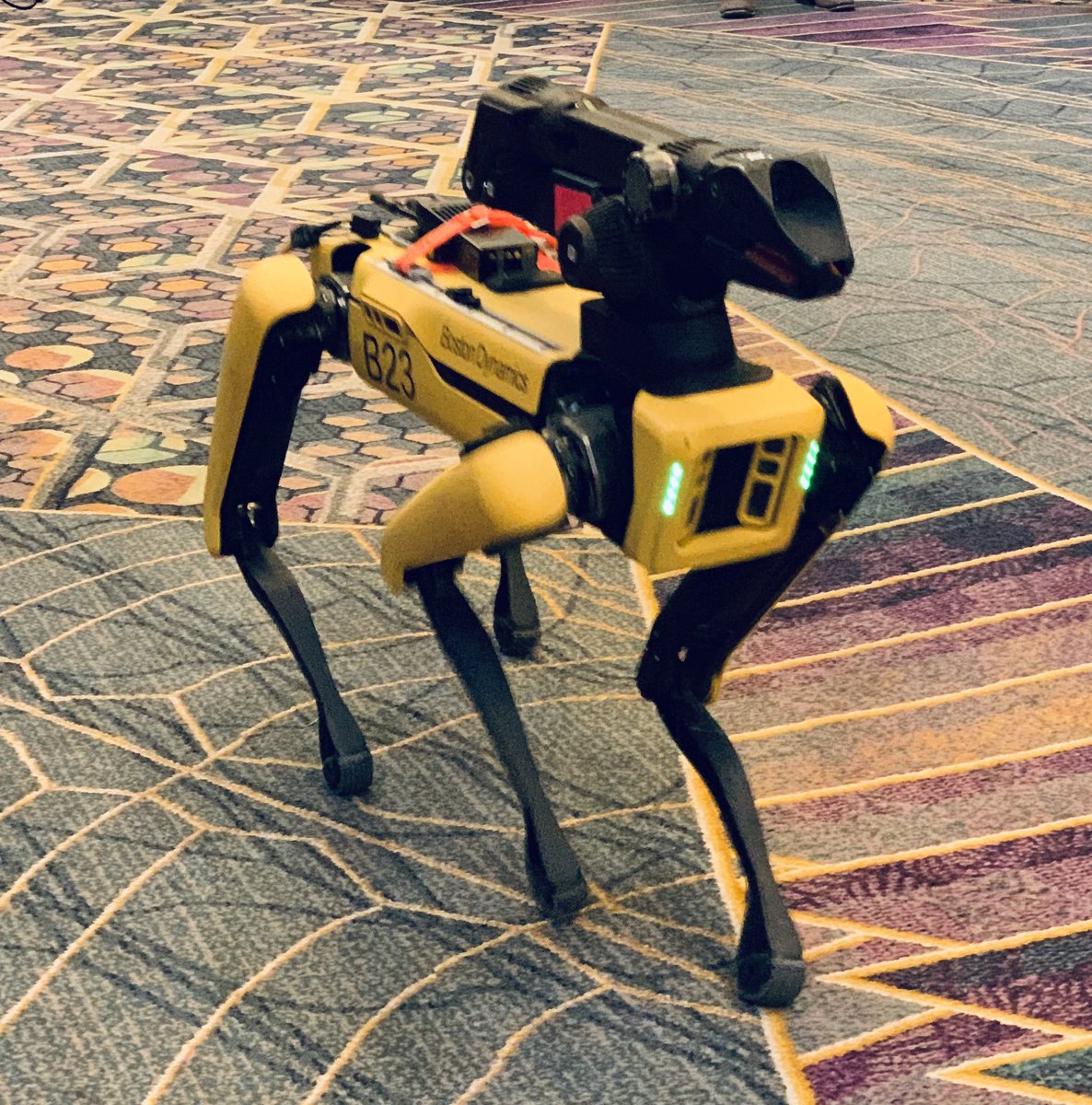 zaiortiz_'s tweet photo. #BostonDynamics unleashed the Dogs at @AmazonreMARS! Great meeting #Spot and test driving, thank you #MarcRaibert https://t.co/9nTUmREbUp