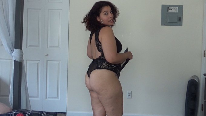 LivingWithTheGuzmans’s pics and videos