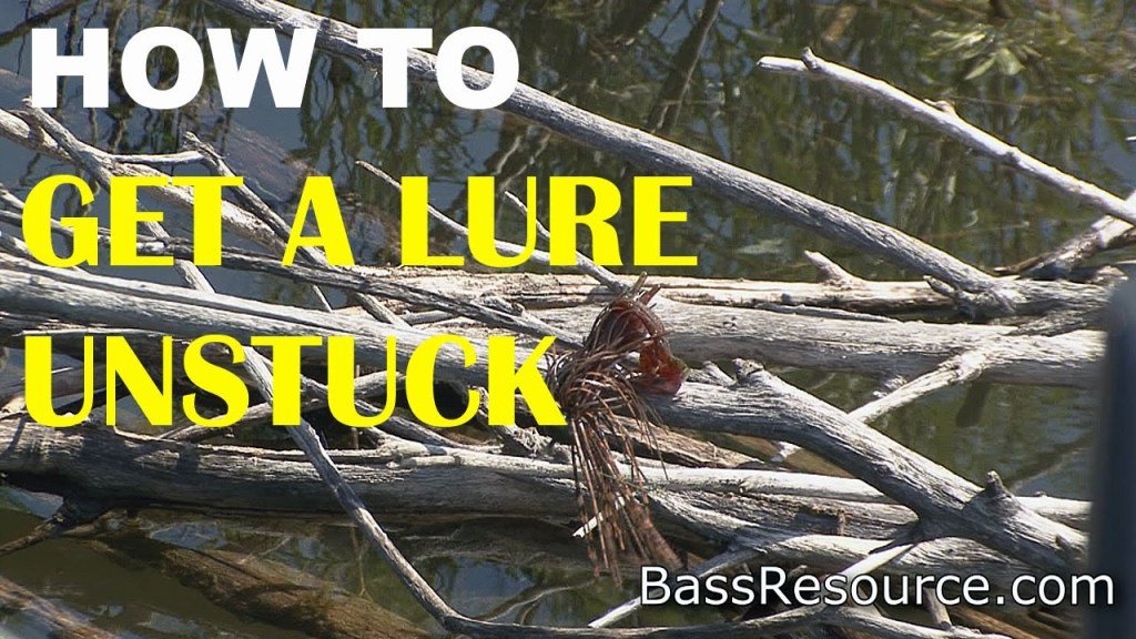 FishingTips7's tweet photo. How To Un-Snag A Lure | Lure Retriever | Bass Fishing https://t.co/UP7j56qf2l https://t.co/JSstYNRIci