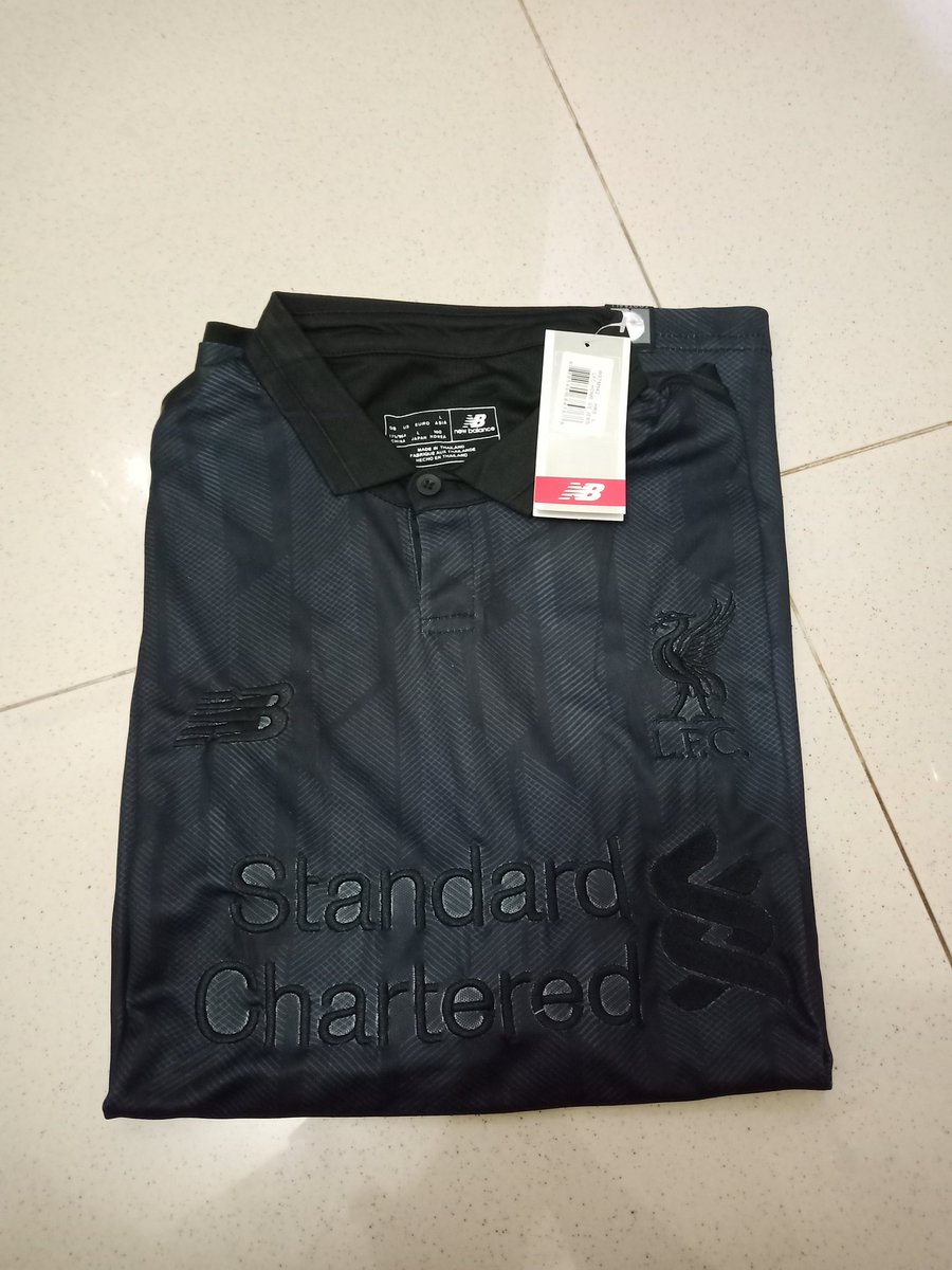 Bagi2 give away aaah. Ada yang mauu kaah? 😁🙌🏽  Kira2 ada ide kuis apa yaa? Hehehe