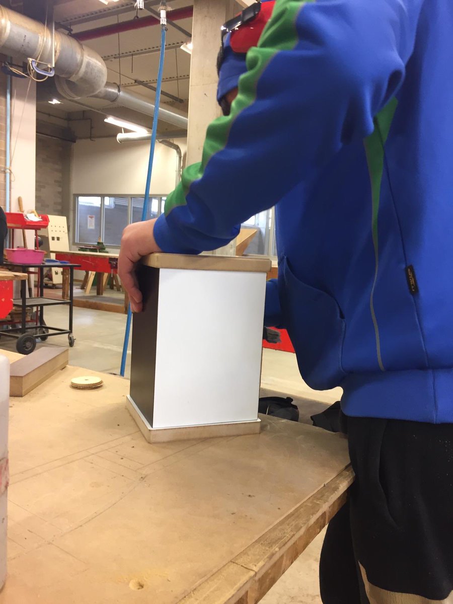 arthurphilhs's tweet photo. Making money boxes out of laminate... @TAFE_SWSi our Yes program is allowing our students to get skills, love trade work and find new pathways #YesProgram #SWSi #Tafe https://t.co/crgRodTXGk
