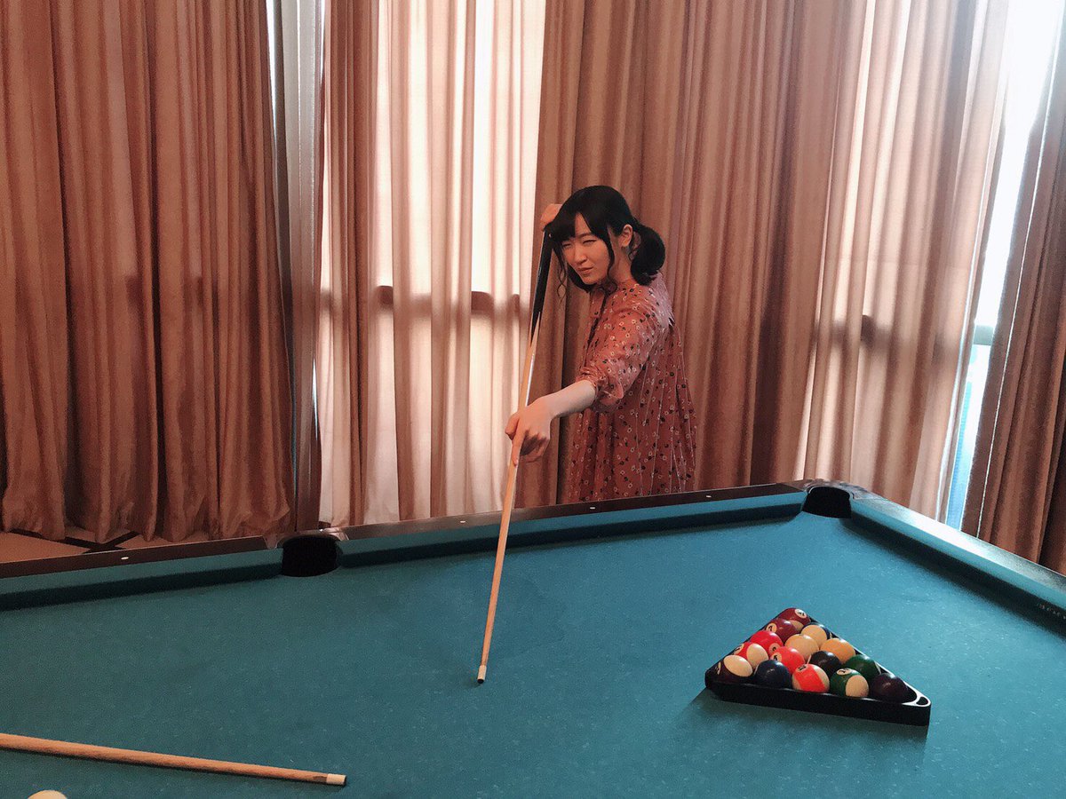 _maeshima_ami's tweet image. ビリヤード✨

#やったことない #持ち方絶対違う