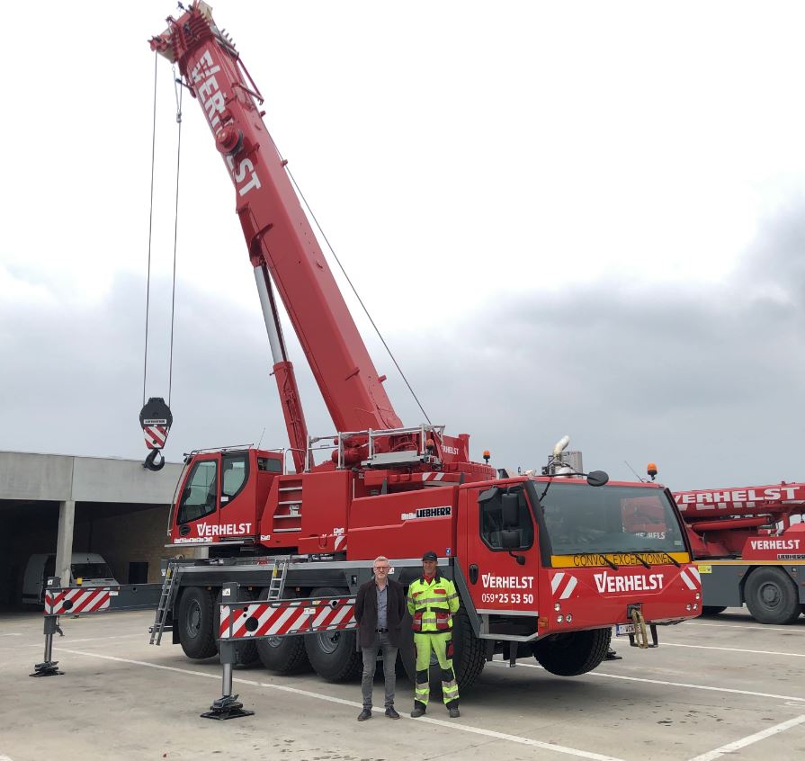 Nieuw telescopische kraan #Liebherr LTM1100-5.2 #Verhelst Machines - 100 ton’s kraan-max hoogte : 52 meter (11,5 ton) -max afstand : 50 meter (2 ton) - ervaren machinist
Meer ? Jan Jonckheere, verantwoordelijke telescopische kranen - verhelstmachines.be 👍👏