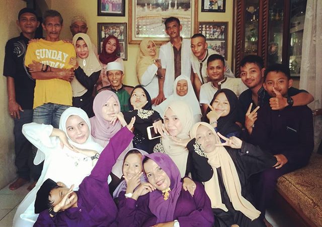 prmdya's tweet photo. Tradisi melayu sangat jee, jom kite pusing pusing..... *Edisi copas bahasa melayu tulen. https://t.co/5OF5Faqom4