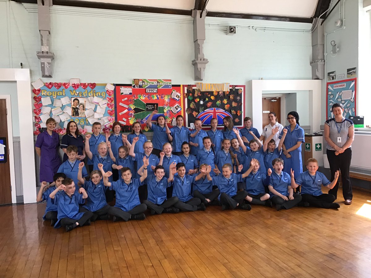 Stedwarddarwen's tweet photo. What a wonderful morning learning about Nursing! All the children enjoyed the talks, many thanks to @joannemohammed2 and @ELHTEdDev for giving up your valuable time to come and visit us #nursing #educatingourchildren https://t.co/SWHR96Zel0